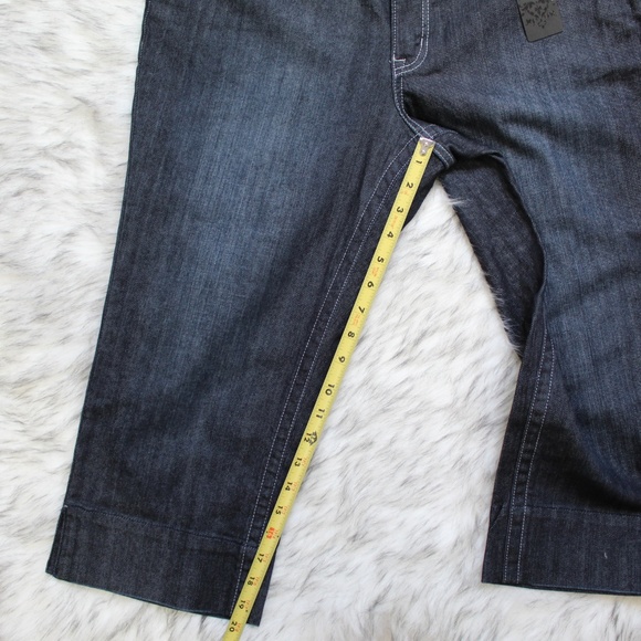 SOLD NWT Madison Jeanswear Capris Size 14 - Picture 2 of 8